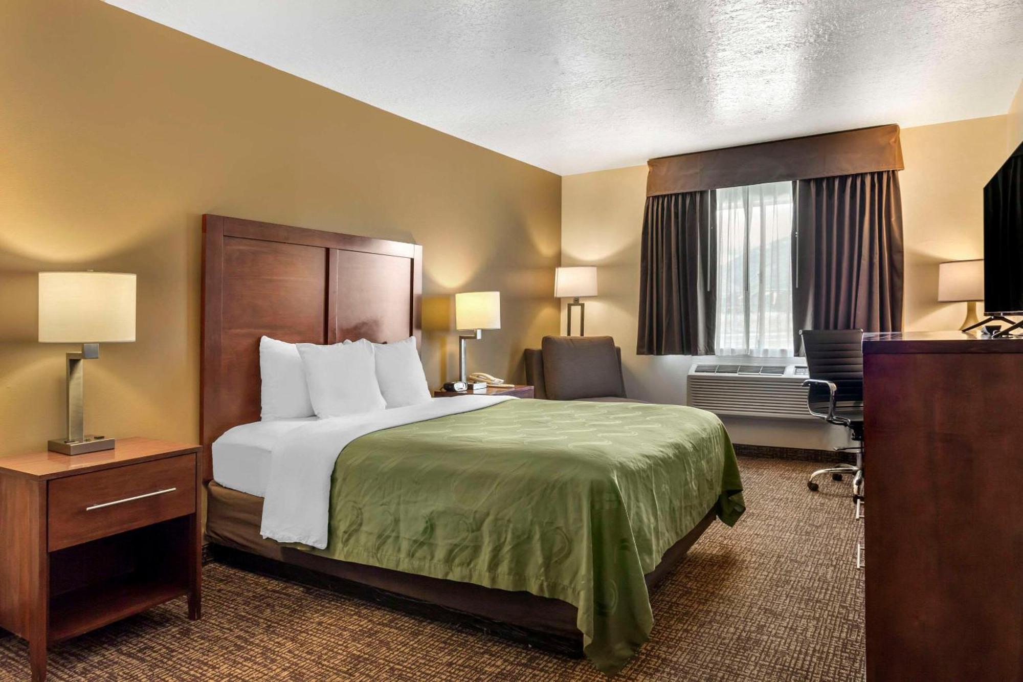 Quality Inn Logan Near University Zewnętrze zdjęcie